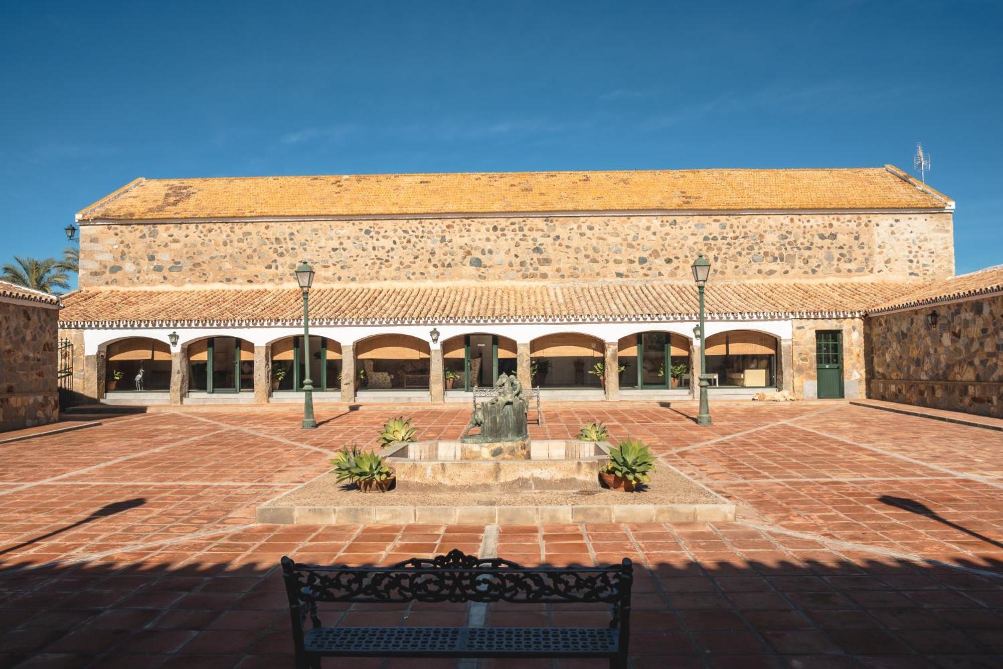 Alojamiento Rural Finca Barral Эль-Гарробо Экстерьер фото